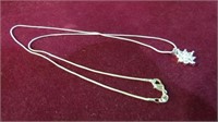 LADIES .925 STERLING FLOWER NECKLACE 20"