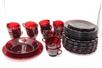 Misc. Box Red Pieces, Plates & Cups