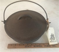 Iron Dutch Oven with Lid
