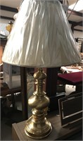HEAVY BRASS TABLE LAMP