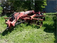 Case IH 6800 disc ripper