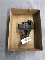 Bench mount vise- small