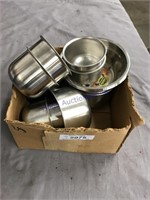 Stainless bowls
