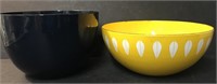2 COATED METAL BOWLS  NAVY BLUE YELLOW