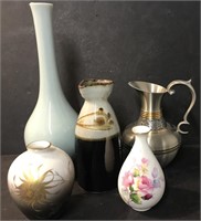 5 PIECE ASSORTED VASE AND SMALL PITCHER