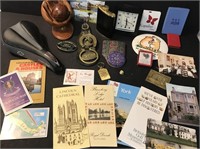 ASSORTED LOT OF WORLD TRAVEL SOUVENIRS