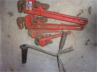 4 Pipe Wrenches