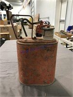 metal oil can