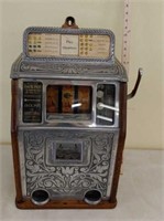 Superior Bell Slot machine. "Play Quarters"