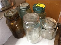 ASSORTED BALL AND MISC JARS