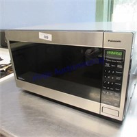 Panasonic 1250 watt microwave