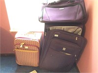 3 pieces of luggage