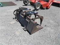 Bobcat Loader Bucket with Hydraulic Grapple