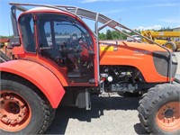 Kubota M1085 Tractor with Cab