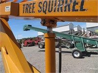 25' Tree Squirrel Pruning Tower With Transport Whe