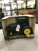 ERTL JD 7710 tractor 1:16