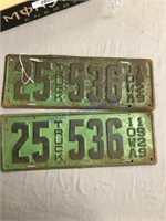 pair of IOWA license plates 1929