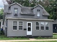 Wilbur Petersen Estate - Home Auction
