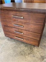 MID CENTURY MODERN WALNUT FRONT CHEST