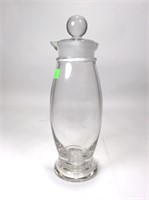 Clear glass cocktail shaker, ground stopper and
