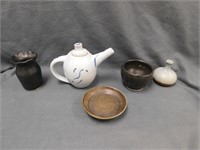Pottery Tea pot w/lid 6.5" T x 8.5 W, bowl, 2