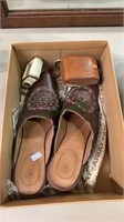 Pair of Ariat leather ladies sandal shoes, with a