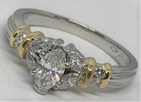 18KT WHITE GOLD .69CTS DIAMOND RING FEATURES