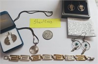 808 - MIXED LOT OF STERLING SILVER JEWLERY