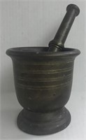 HEAVY VINTAGE BRASS MORTAR AND PESTLE