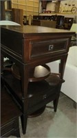 (2X) SOLID WOOD 1 DRAWER END TABLES