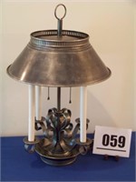 Metal Table light with 4 White Posts