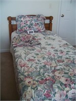 Floral Twin Comforter  Bedset  (Bedding Only)