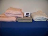 4 Twin Blankets