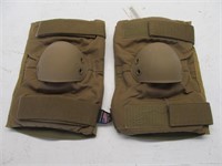 Lot of 4 sets of elbow pads - med