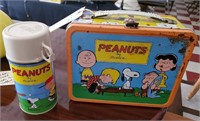 Old 1950s Peanuts lunchbox / thermos King Seeley