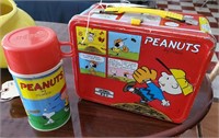 Vintage 1950s Peanuts lunchbox  / thermos red