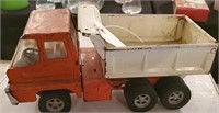 Vintage STRUCTO turbine hydraulic toy dump truck