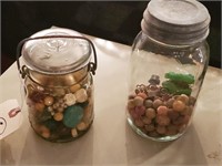 2 jars 100 old clay marbles Bosco Bear yoyo beads