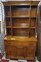Nice maple hutch signed Empire Furniture Tennessee