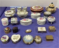 Trinket boxes or Pill boxes
