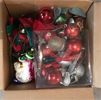 BOX OF ASSORTED CHRISTMAS ORNAMENTS