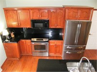 Online Auction July 17th Peters Twp Kitchen