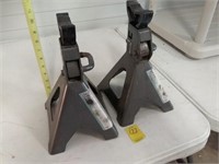 2 Pittsburg 2 Ton Jack Stands