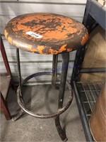 Shop stool