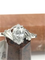 14K White Gold Diamond Ring - 0.95ct