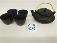 Black Textured Tea Pot & 4 Cups