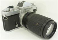 Nikon Nikkormat 35 mm Camera - Untested