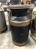 5 gal milk can with lid