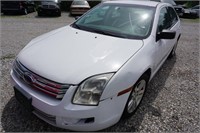 2007 WHITE FORD FUSION S