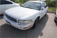 2000 Whi Buick Park Ave